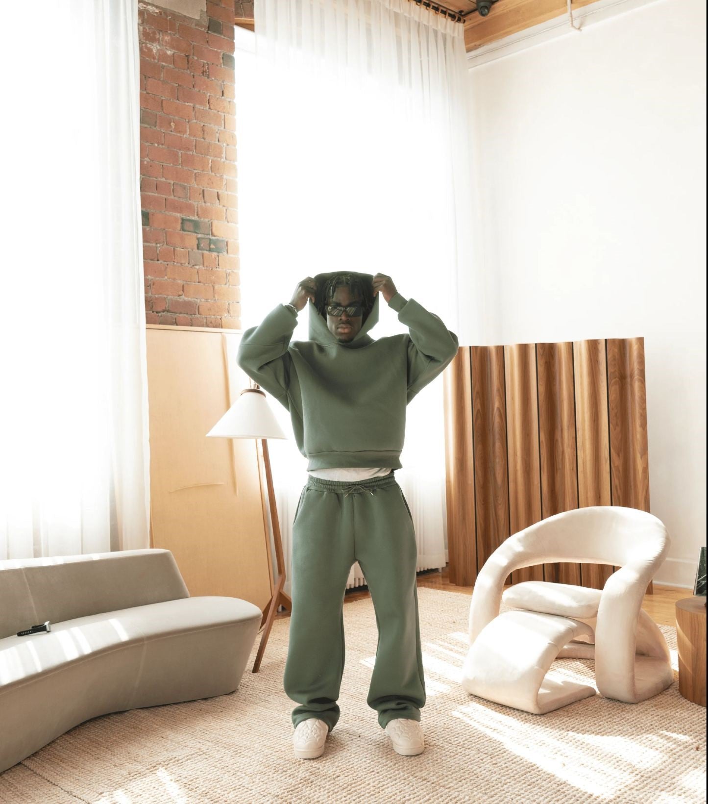HypeMode™️ TrackSuit (Sweatshirt + Hose)